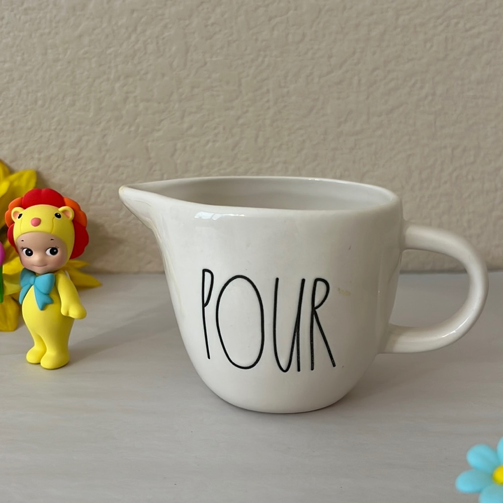 Rae dunn cute little small pot